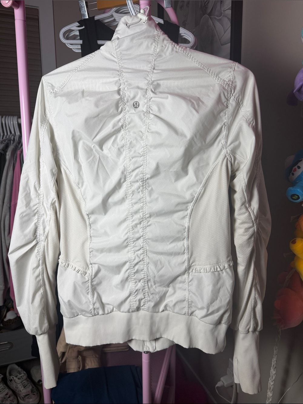 LULULEMON | RUFFLE ACCENT RUN JACKET - Picture 3 of 6
